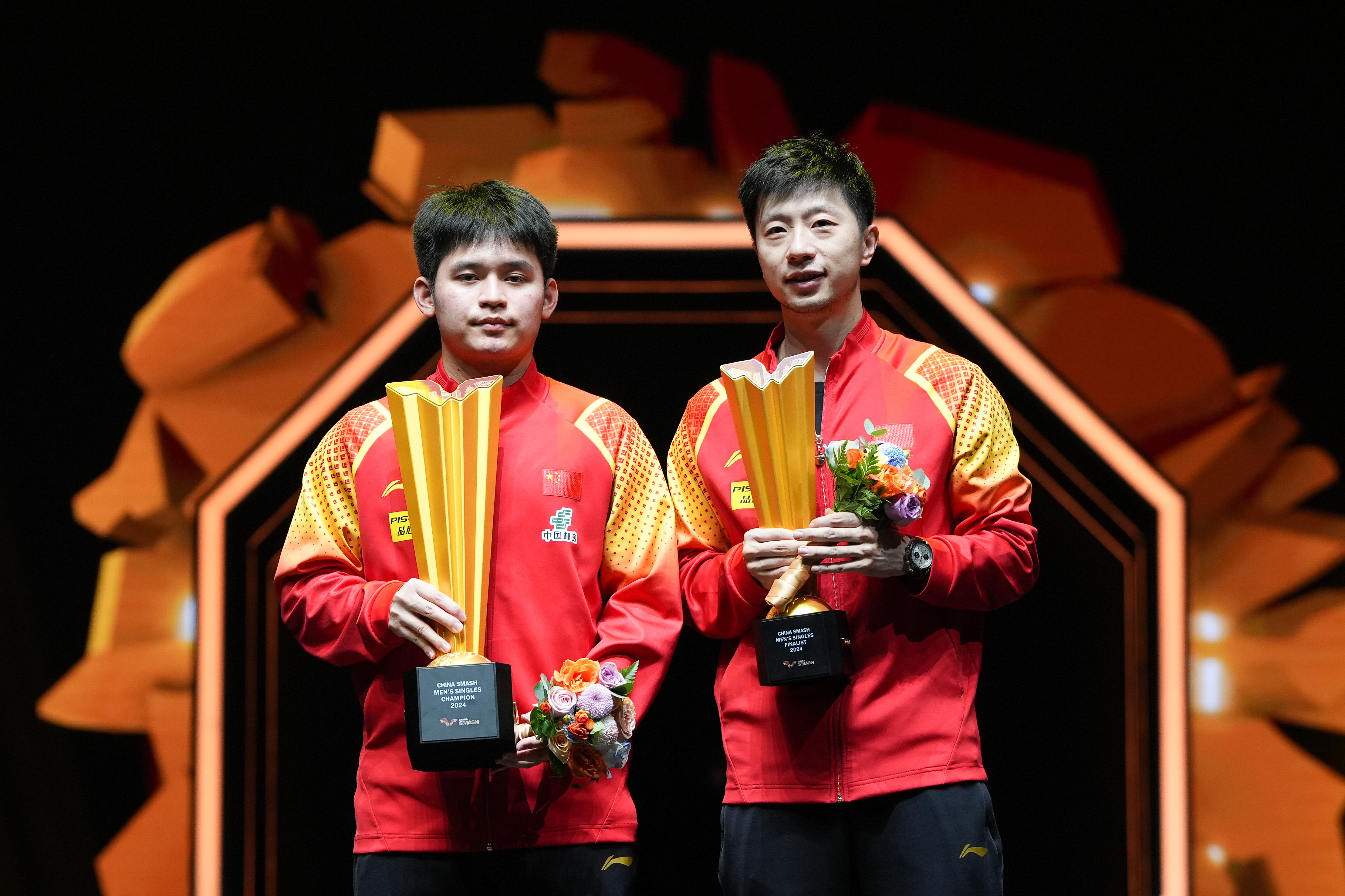 包含乒乓球战队状态火热,誓夺总冠军的词条 包含乒乓球战队状态火热,誓夺总冠军的词条