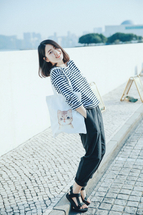 火箭雨浇灭华南虎，米切尔41分雷霆一击，休城火力全开碾压卫冕冠军