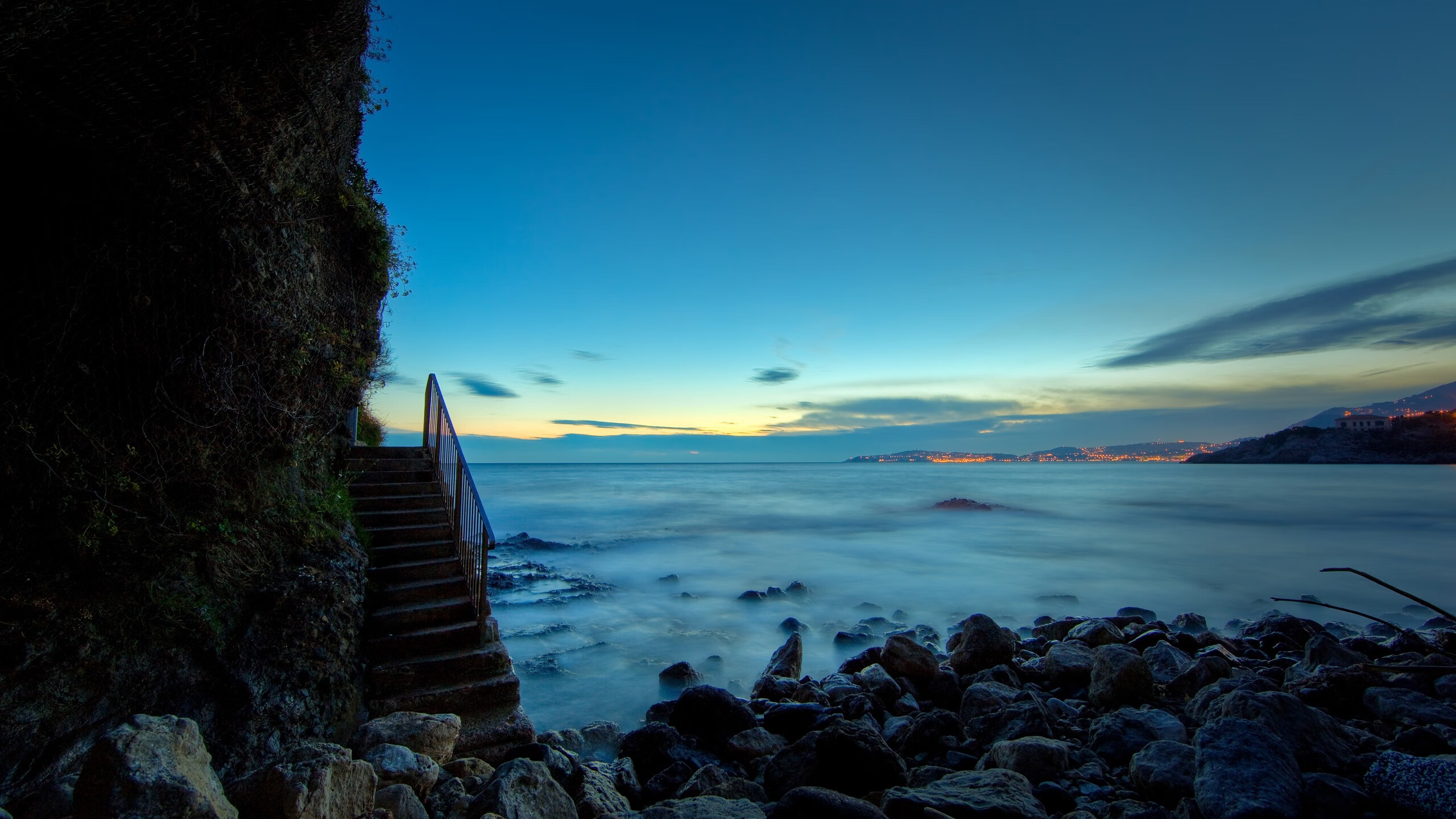 亚洲风暴席卷欧洲，日本球员如何在一场虚拟的抢七中改写拜仁命运