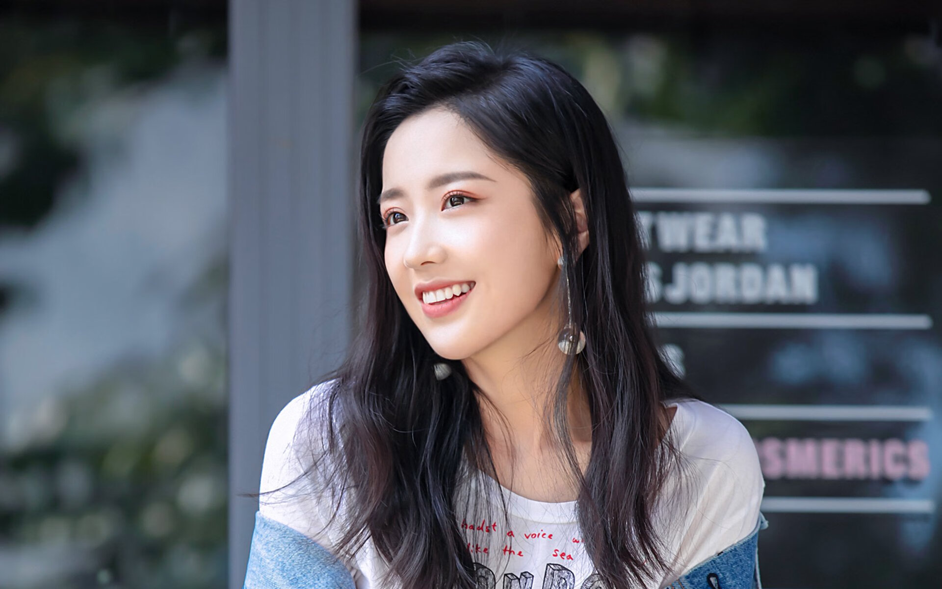 冷雨中的热望,那一夜,切特在柏林完成十年救赎